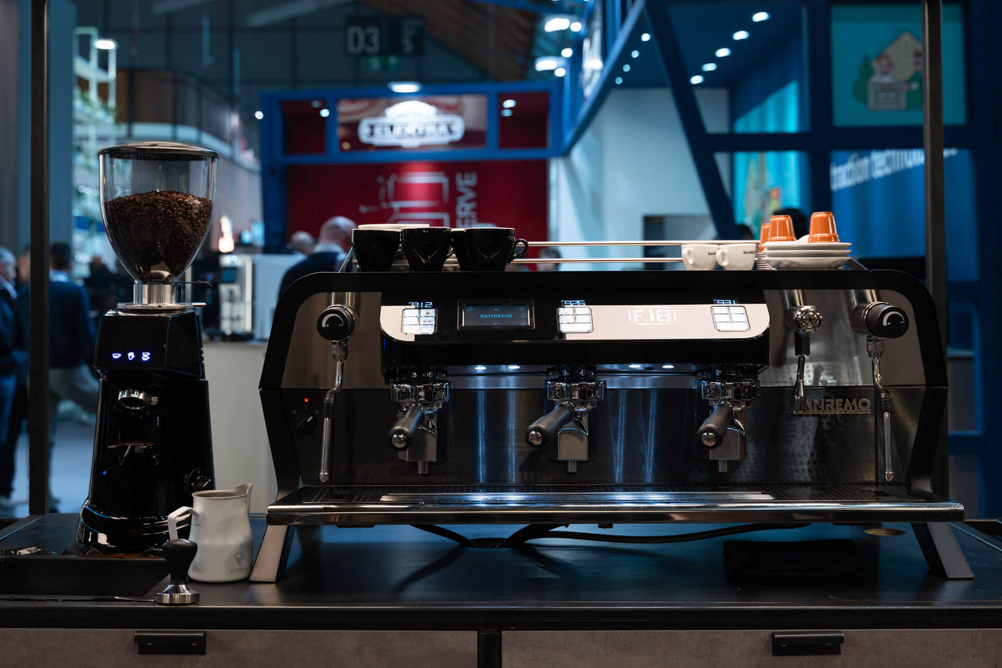 ZA NARUDŽBU: KAVOMAT SANREMO CAFE F18