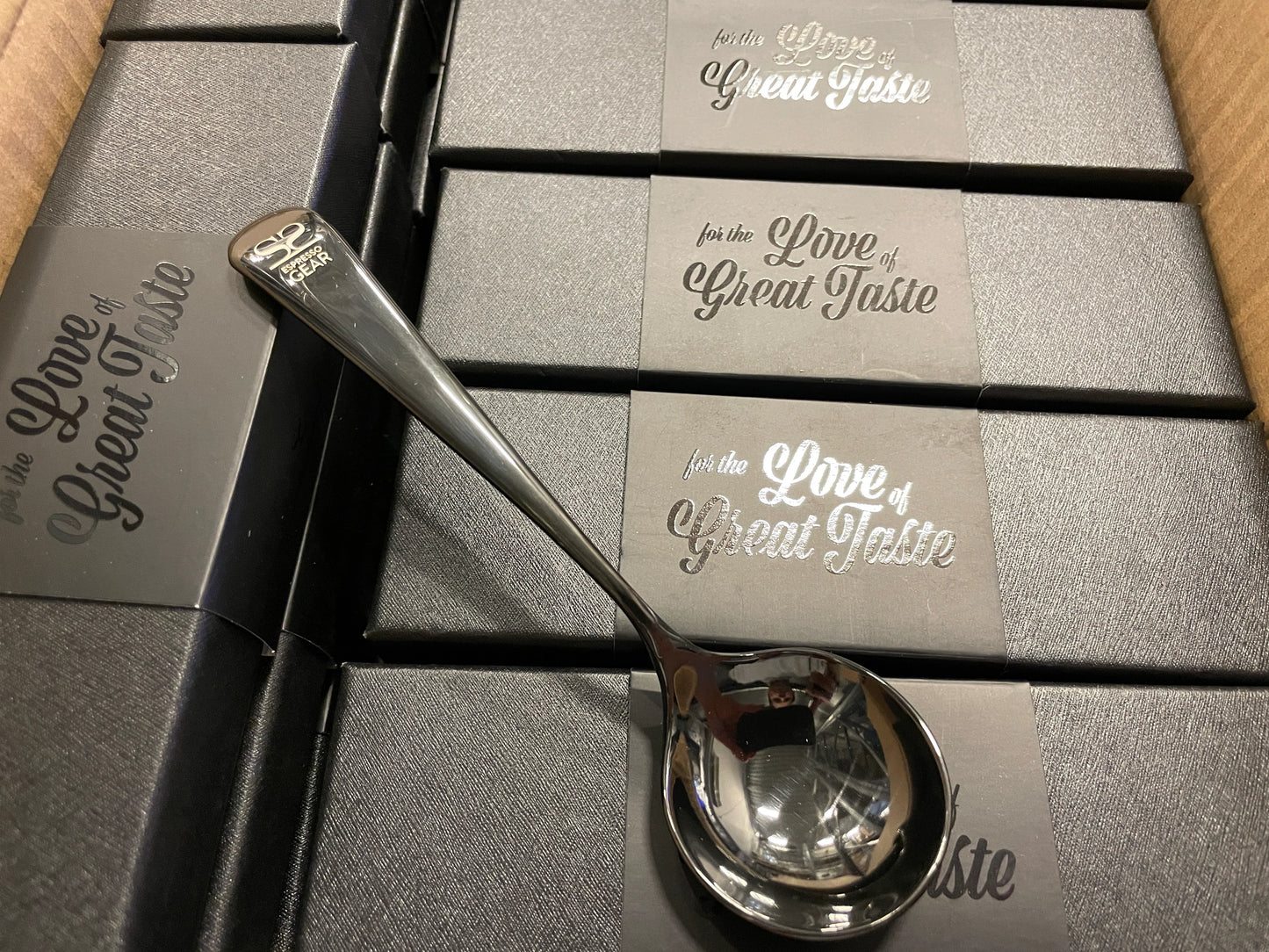 ŽLIČICA ZA KUPIJU - STEALTH CRNA