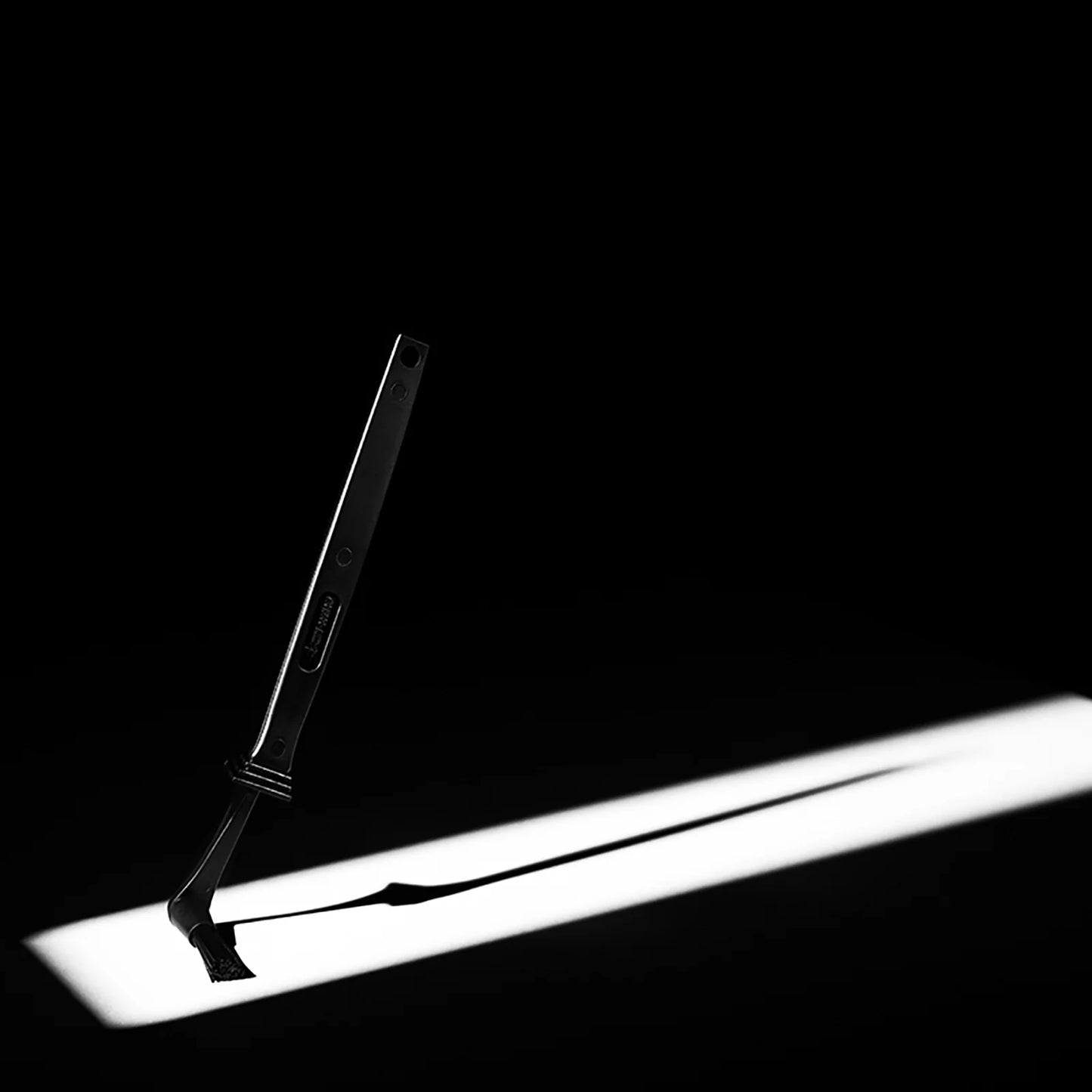 MHW-3BOMBER Četka za laktove u boji kave